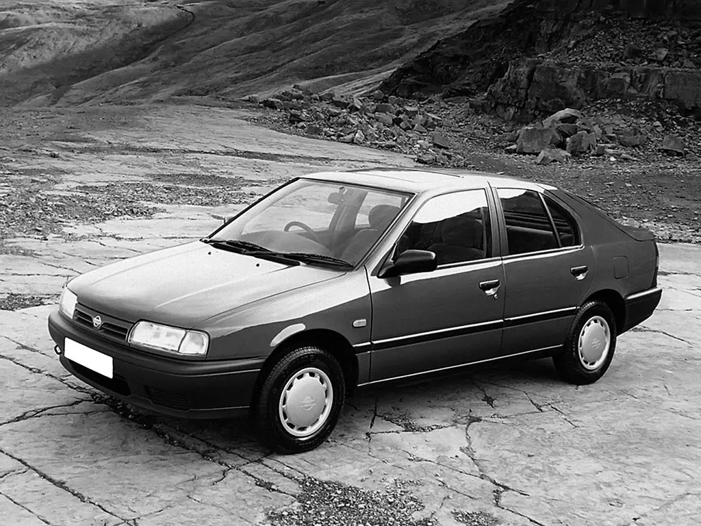 Nissan Primera (FHP10) 1 поколение, лифтбек (10.1991 - 08.1995)